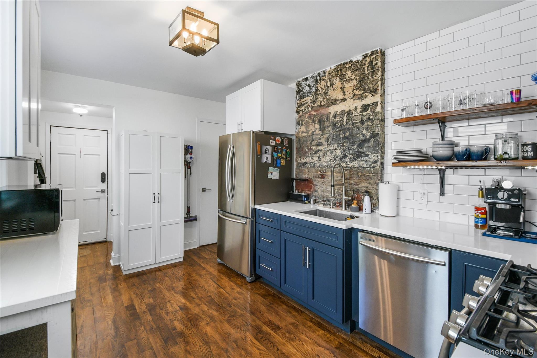 1 Bayview Avenue – For Sale photo 12