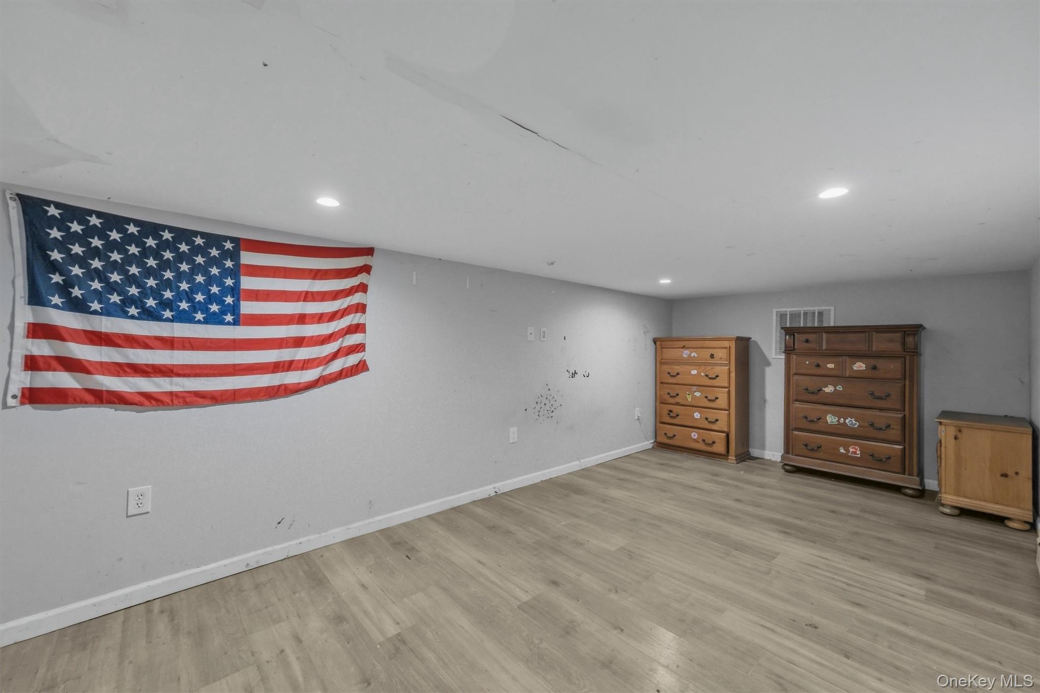 10 Dutchess Avenue – For Sale photo 34
