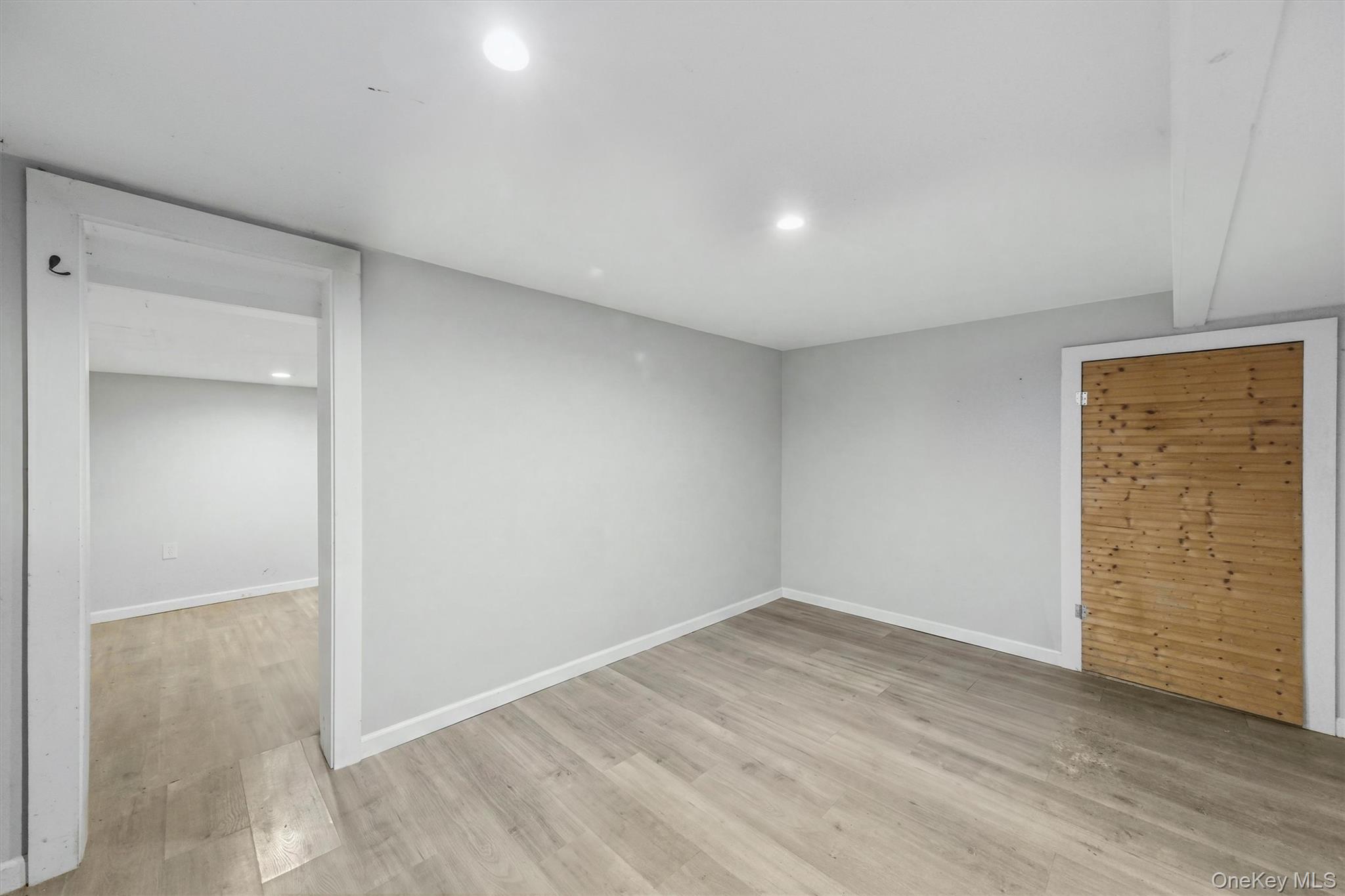 10 Dutchess Avenue – For Sale photo 31