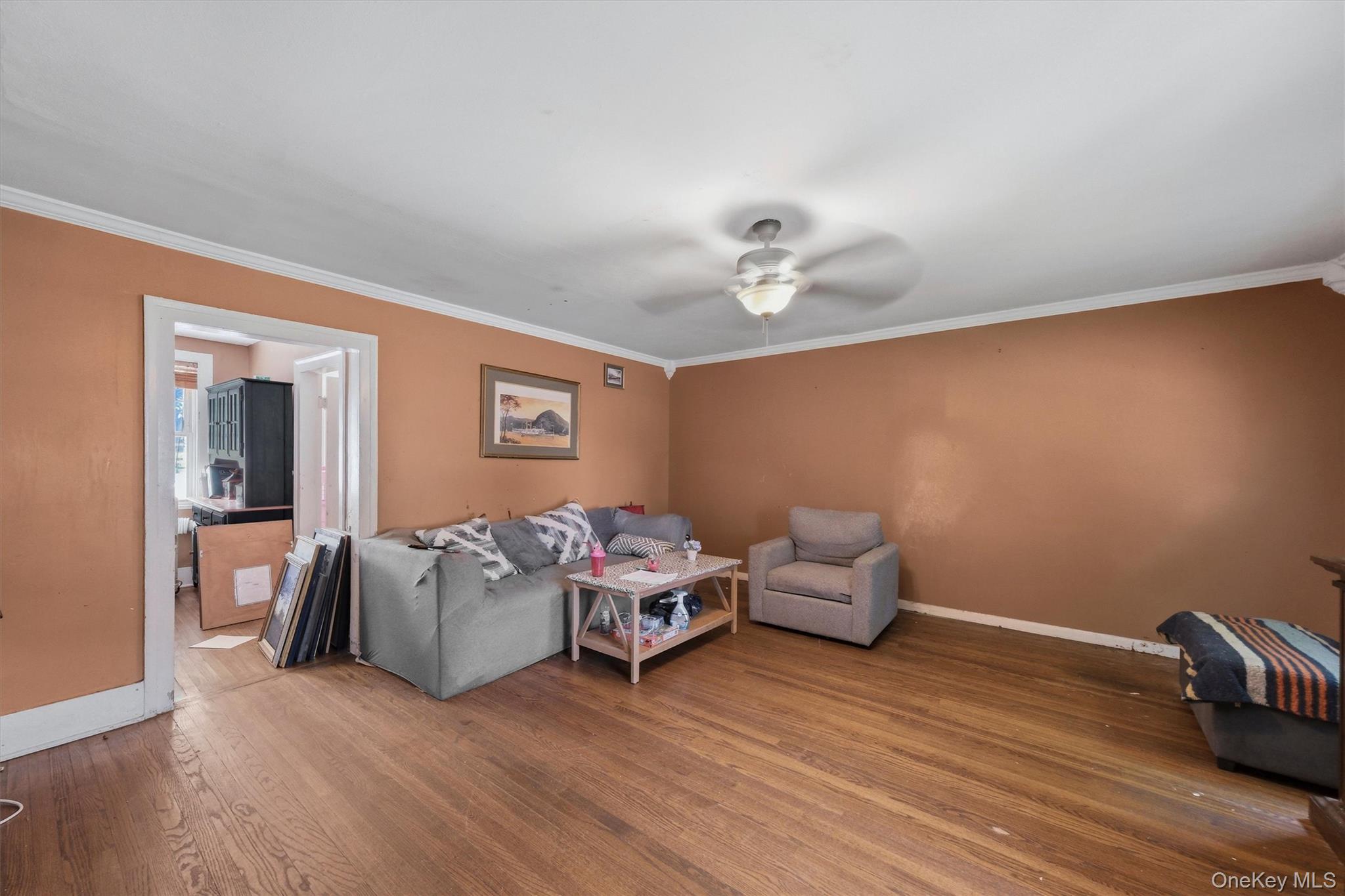 10 Dutchess Avenue – For Sale photo 10