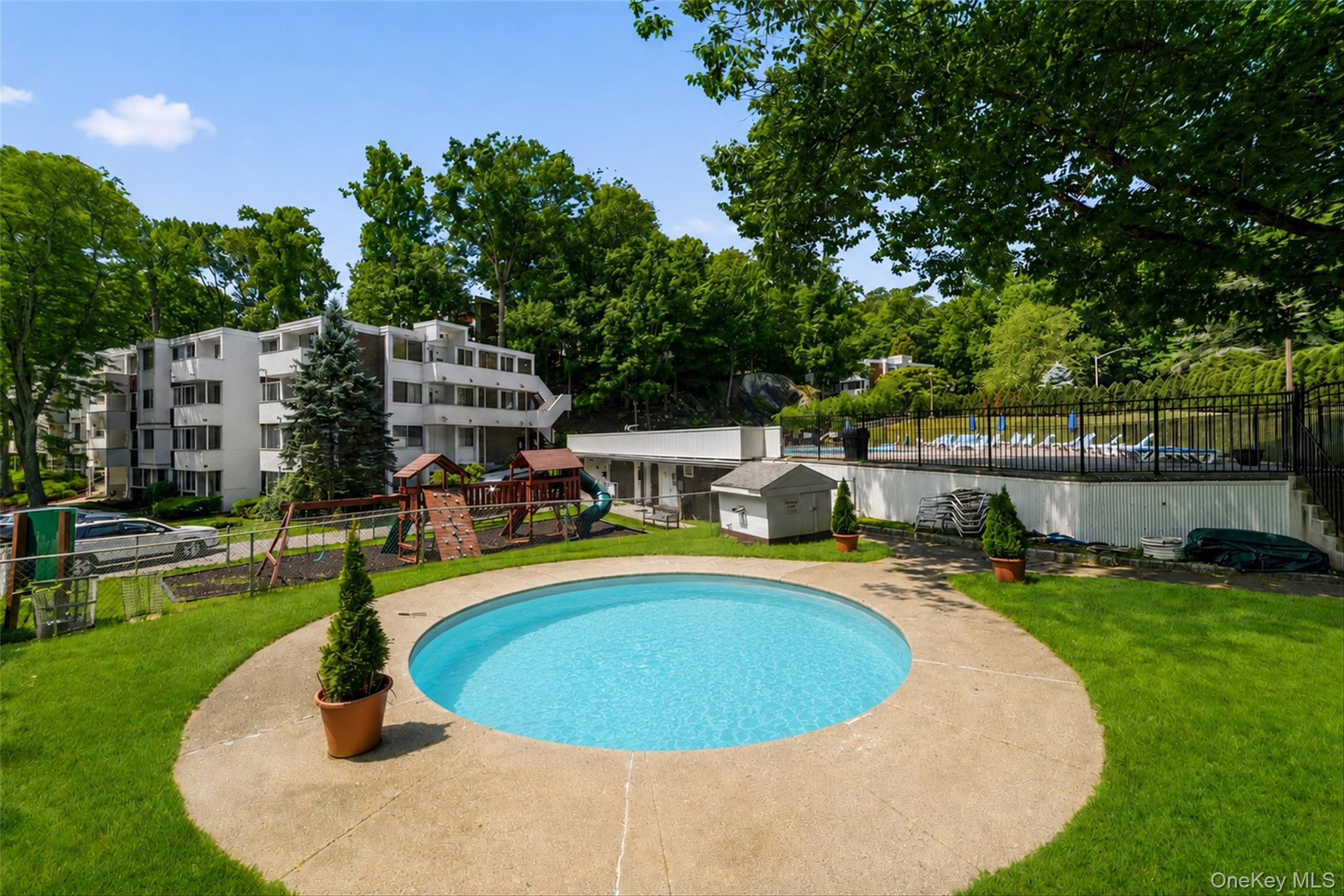 321 Tallwood Drive – For Sale photo 34