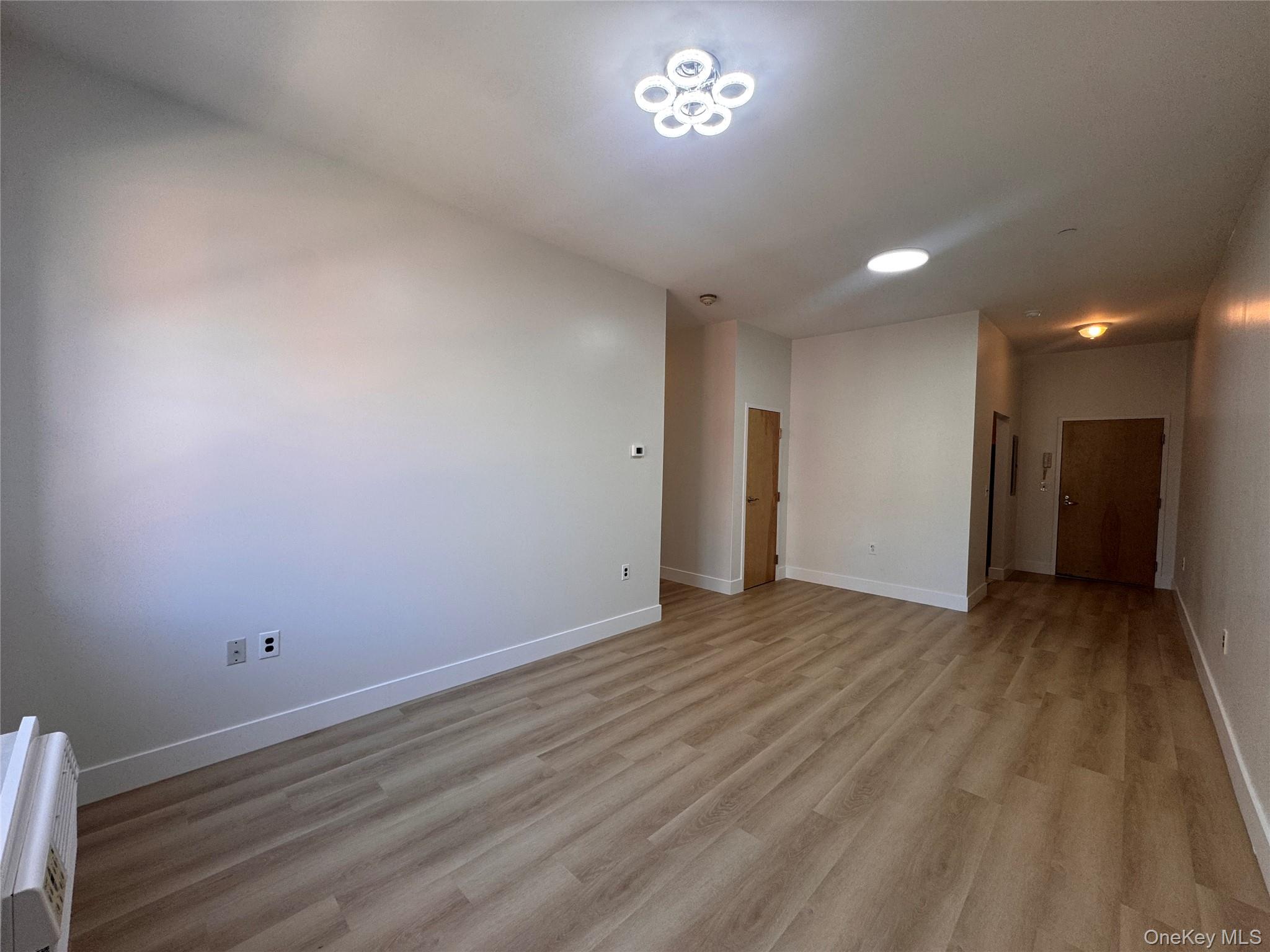 20 S Broadway, Unit 204 photo 10