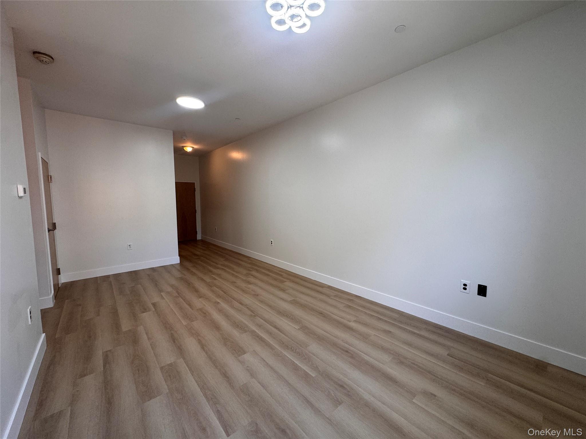 20 S Broadway, Unit 204 photo 7