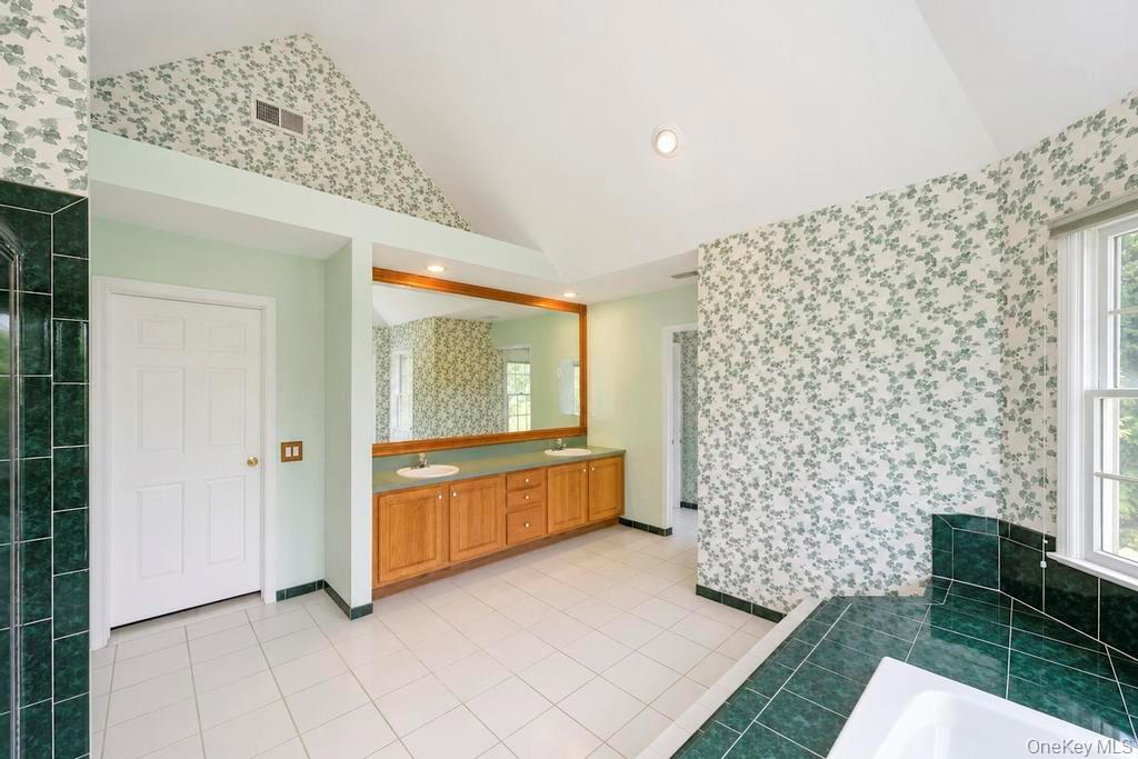 150 Hayrick Lane – For Sale photo 29
