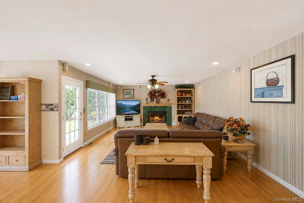 150 Hayrick Lane – For Sale photo 10