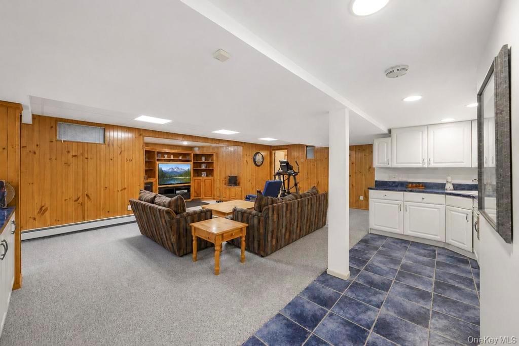 150 Hayrick Lane – For Sale photo 35
