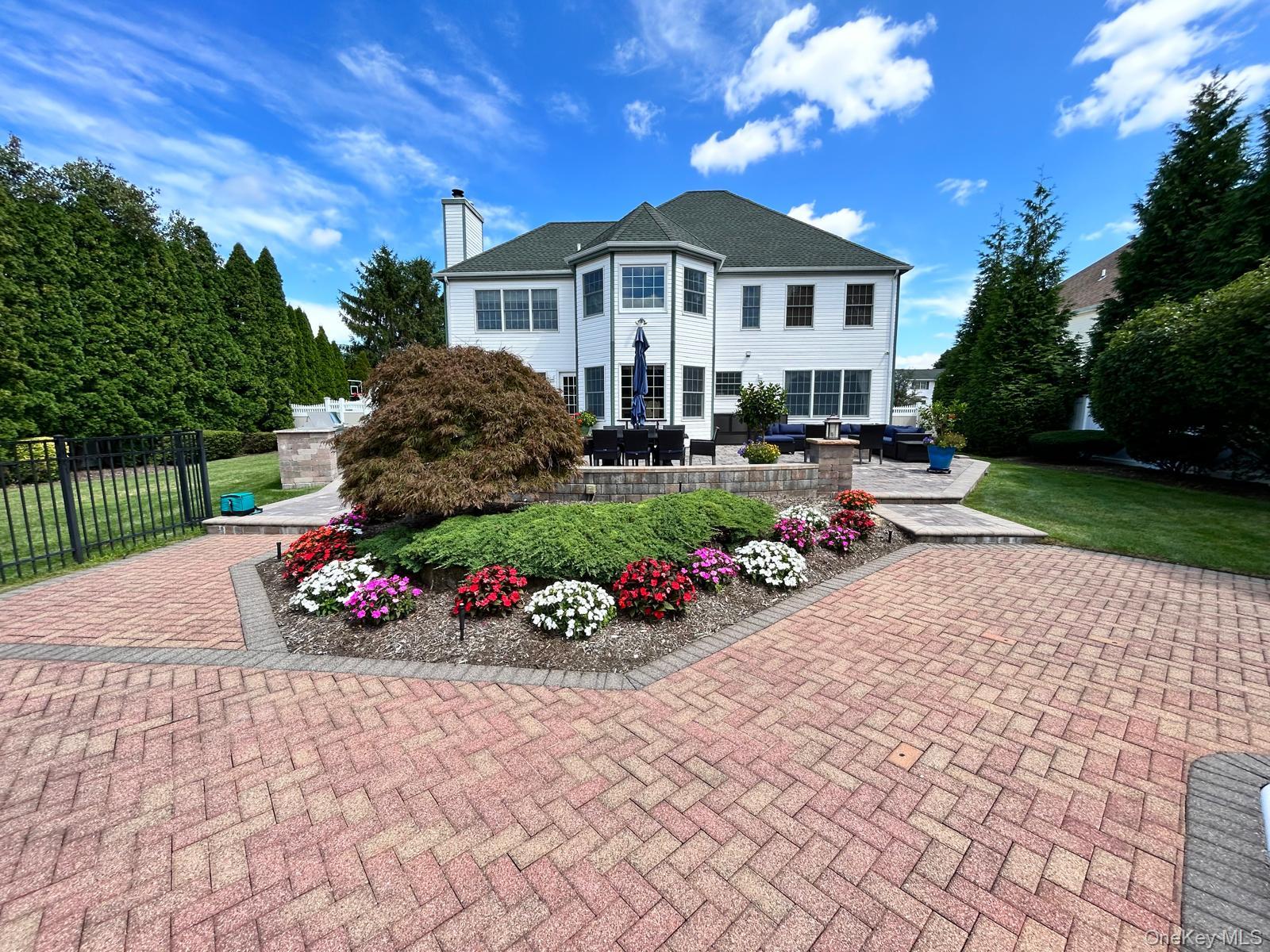 150 Hayrick Lane – For Sale photo 4