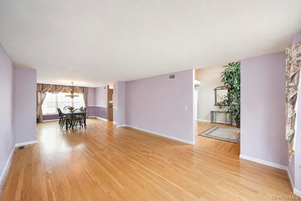 150 Hayrick Lane – For Sale photo 22