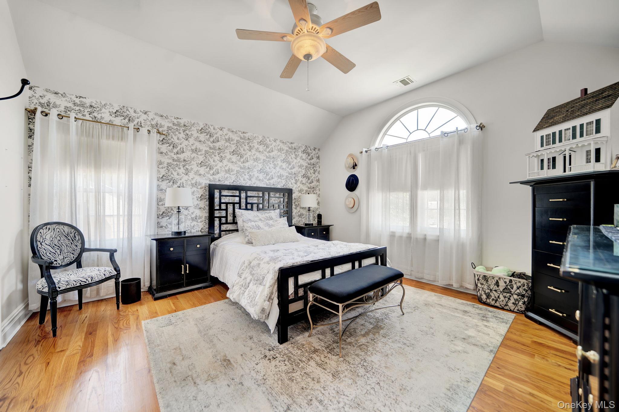 1836 Gardenia Avenue – For Sale photo 27