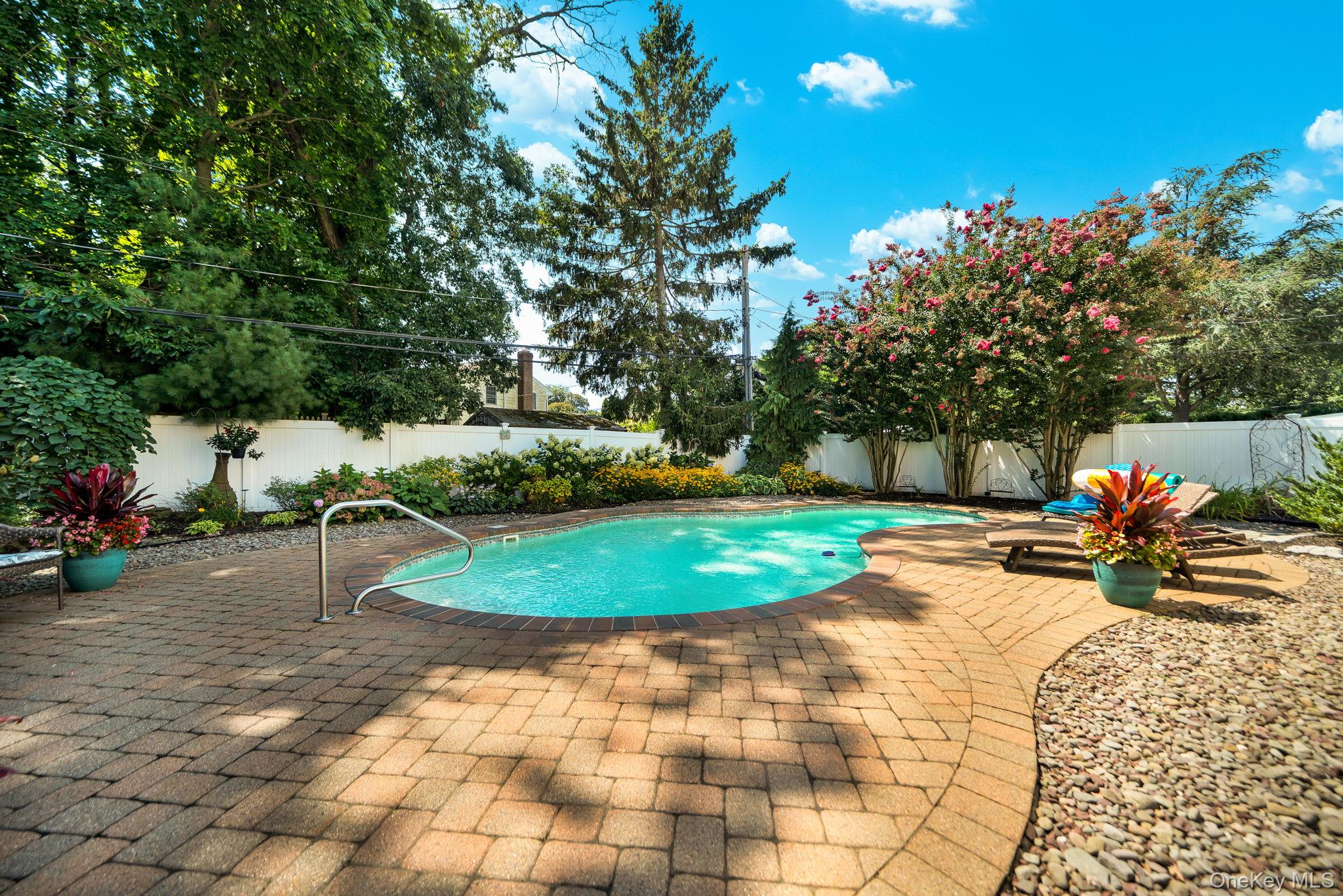 1836 Gardenia Avenue – For Sale photo 38