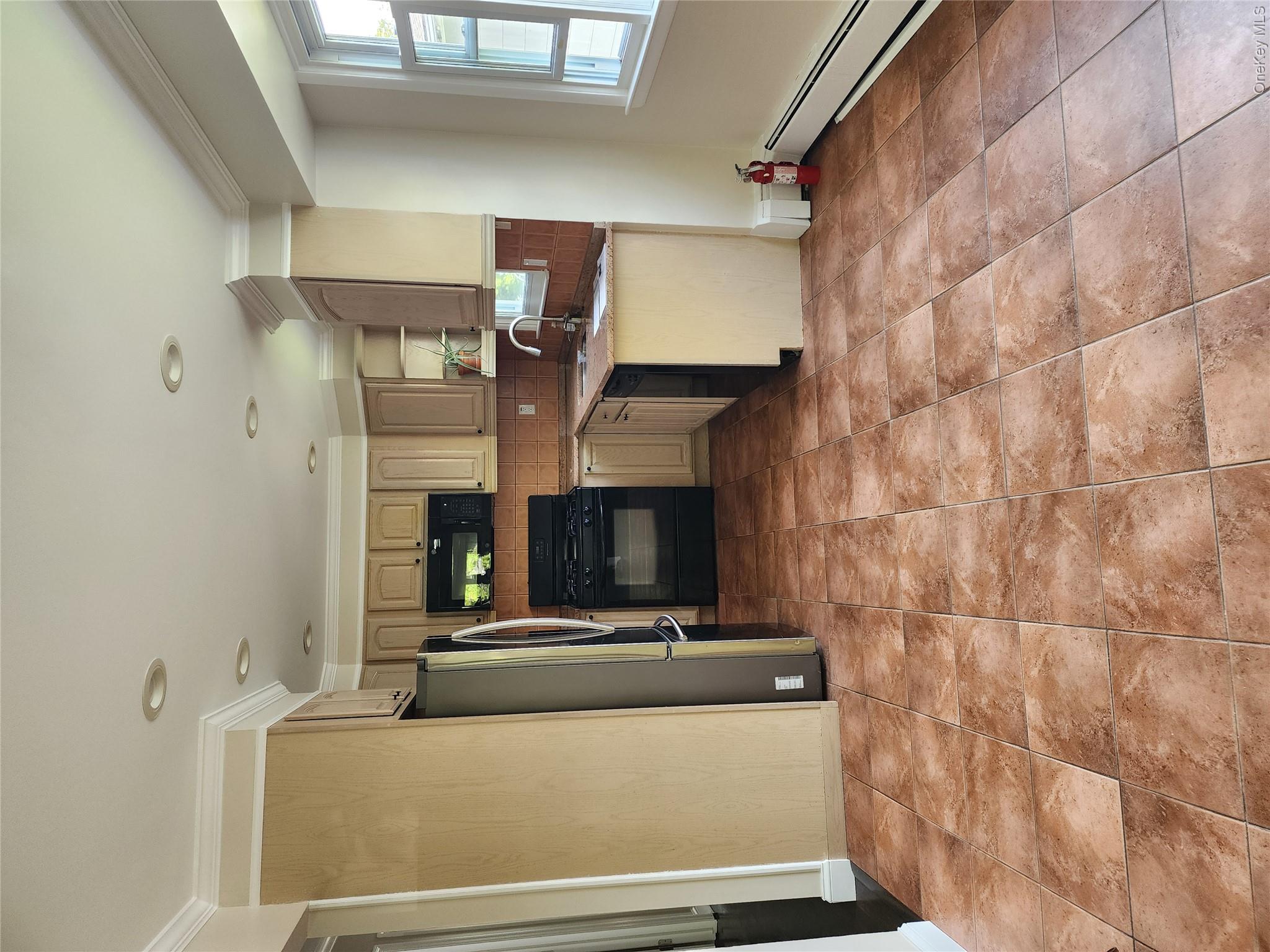548 S 9th Avenue, Unit 2 photo 4
