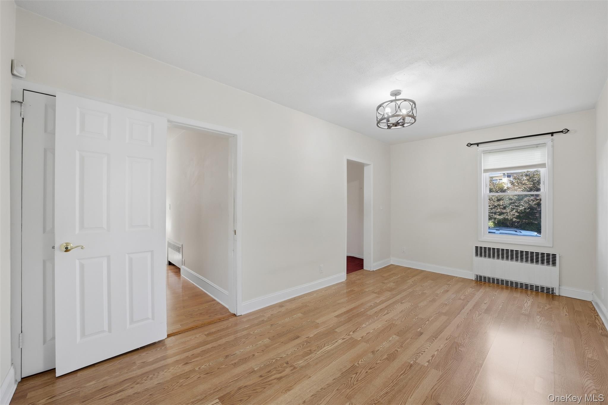 315 Sickles Avenue – For Sale photo 4