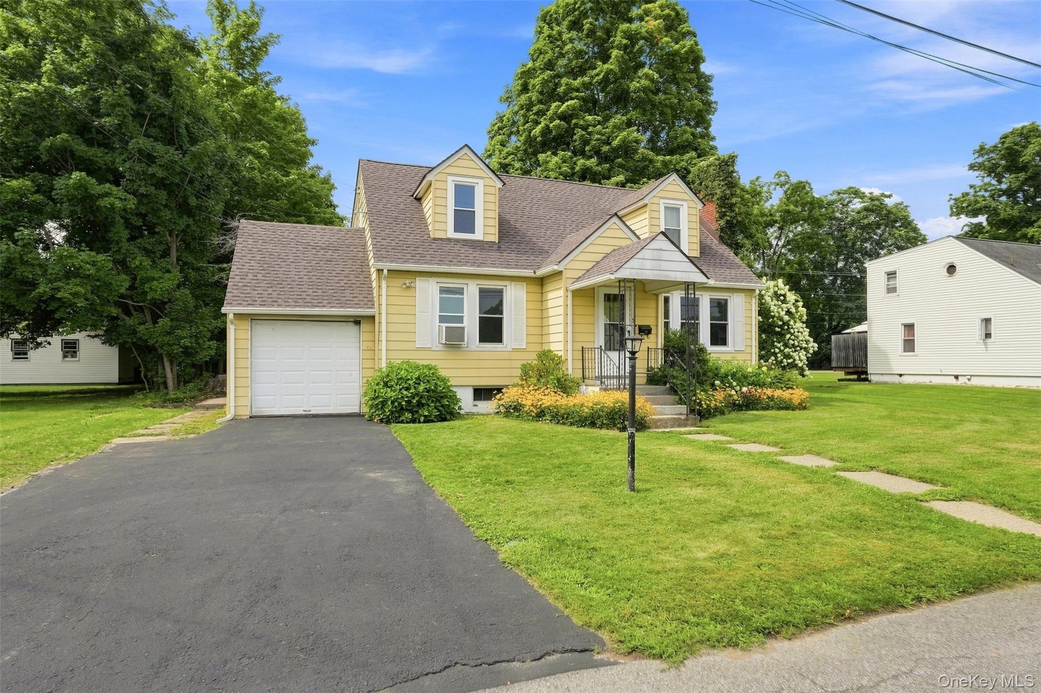5 Dewitt Street – For Sale photo 2