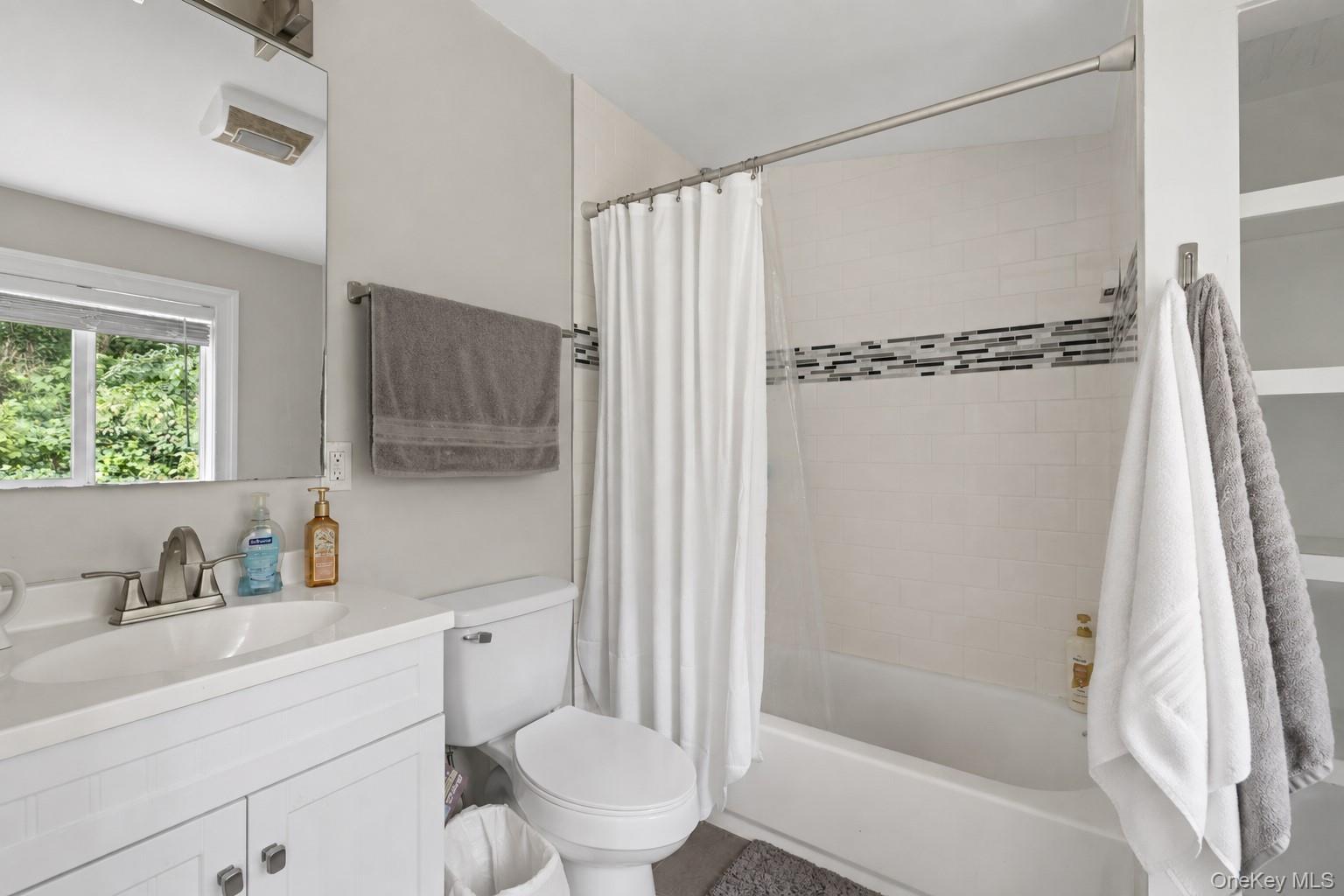 44 Chestnut Avenue – For Rent photo 11