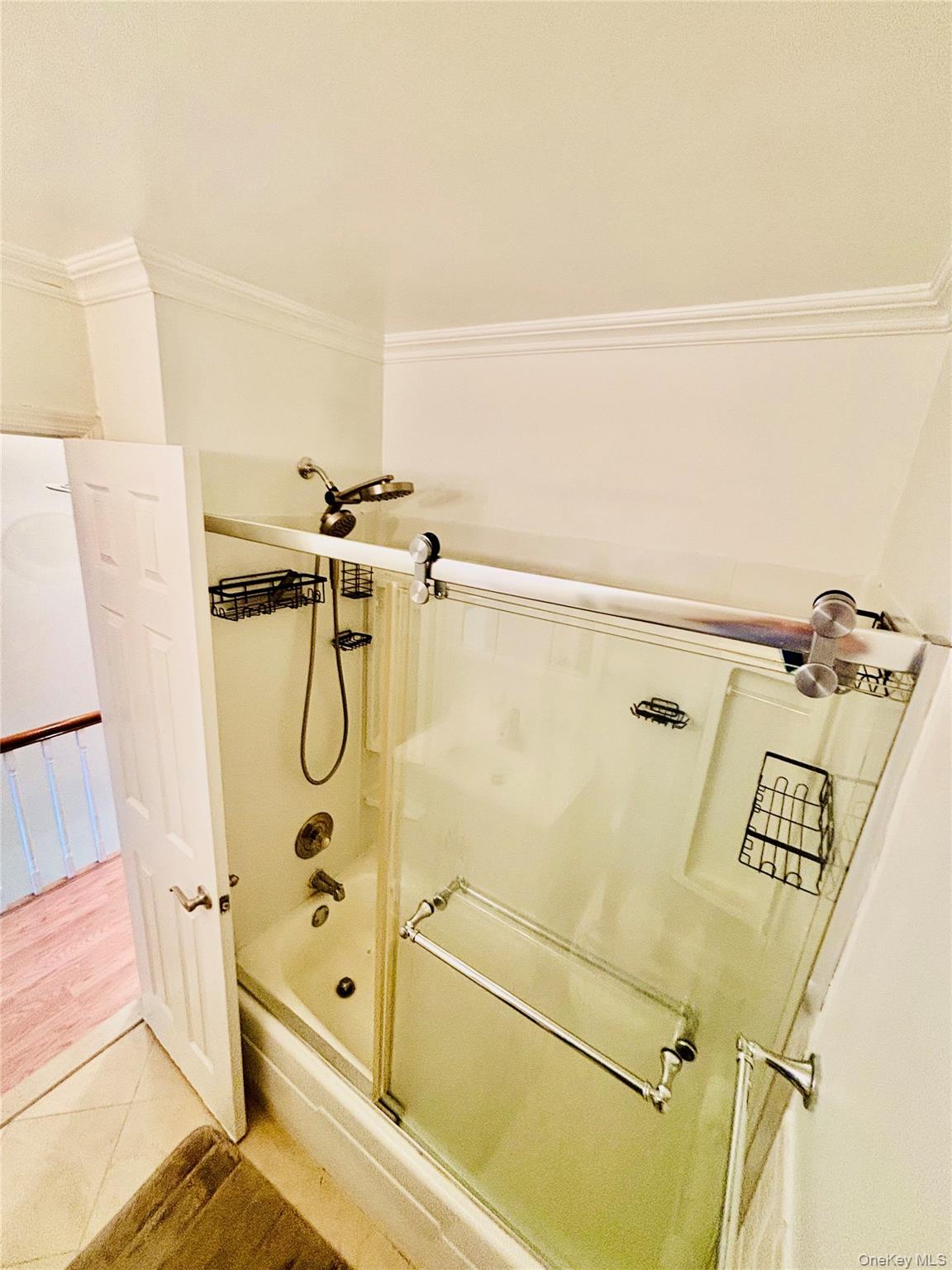 10 Westview Avenue, Unit D photo 22