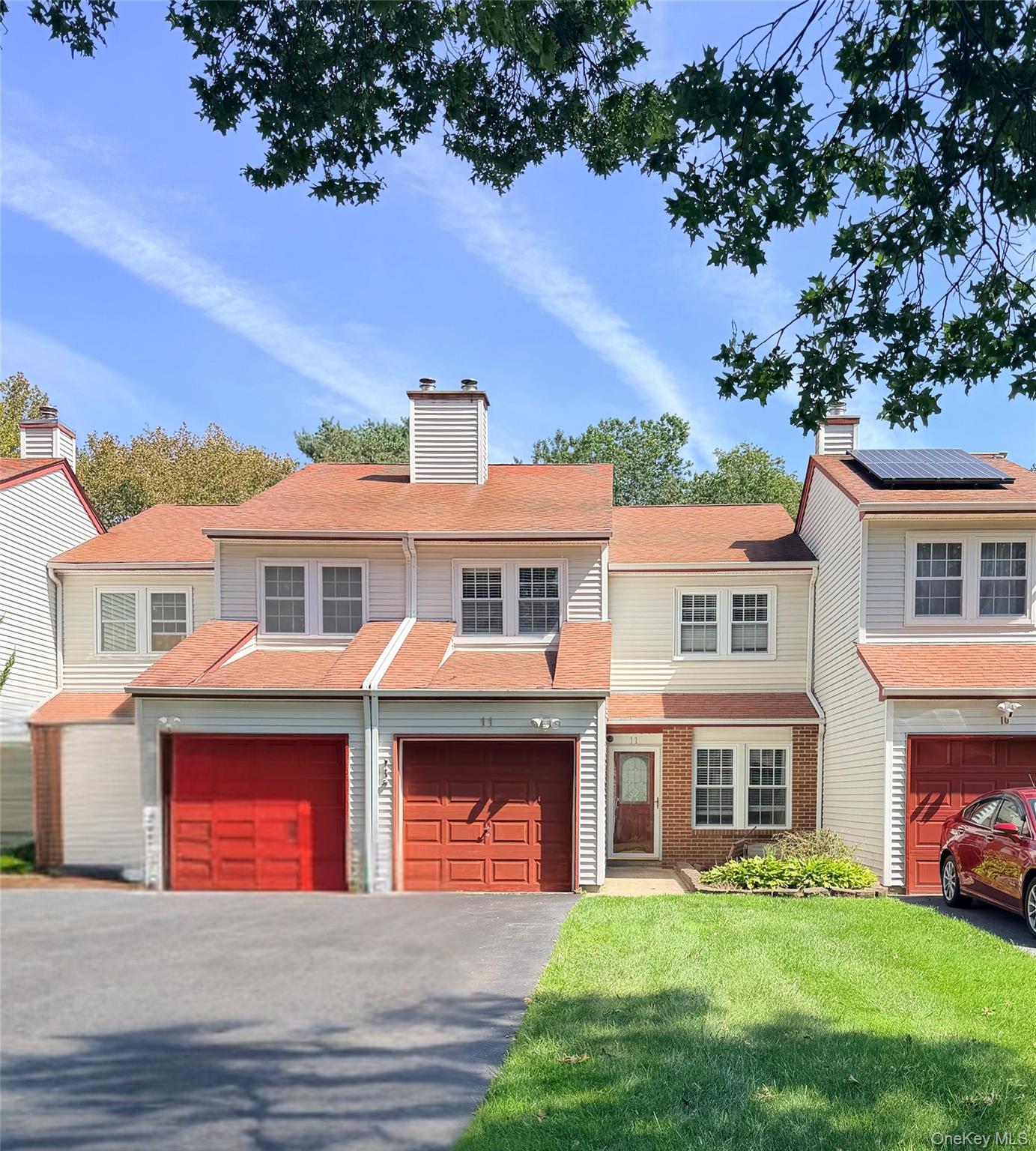11 Burgoyne Court – For Sale