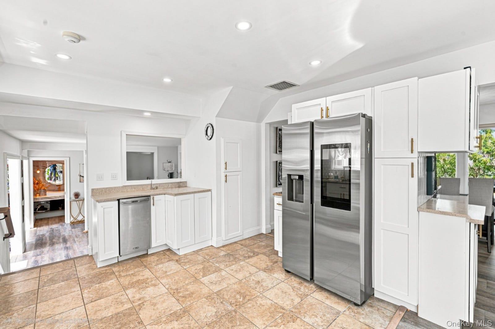 962 Mildred Drive – For Sale photo 8