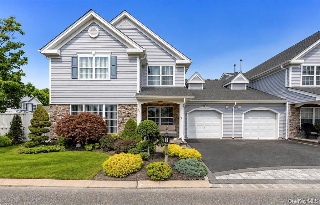 1 Jennifer Lane – For Sale