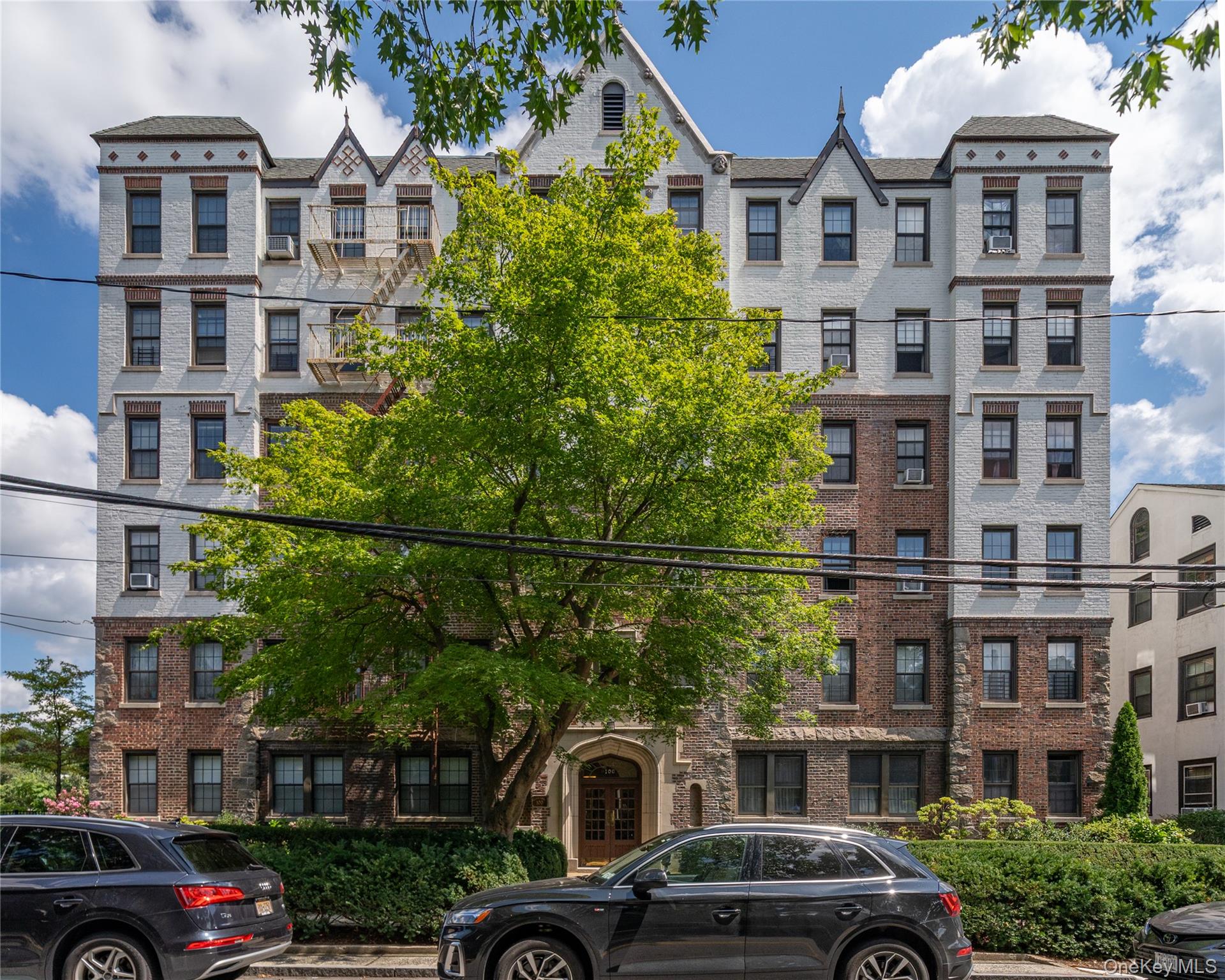 100 Parkway Road, Unit 4D