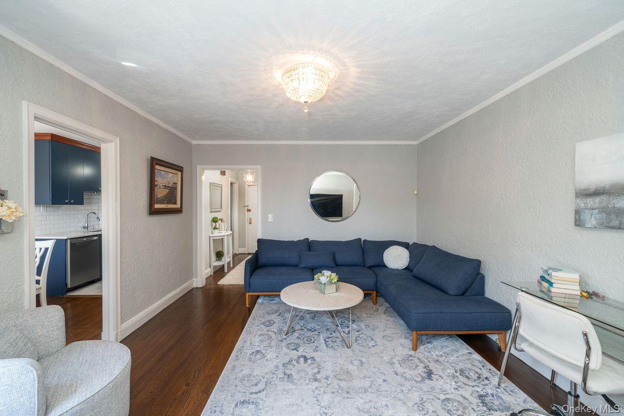 100 Parkway Road, Unit 4D photo 4