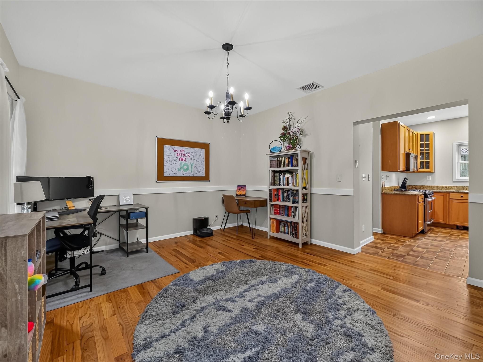 14 Suffern Road – For Sale photo 13