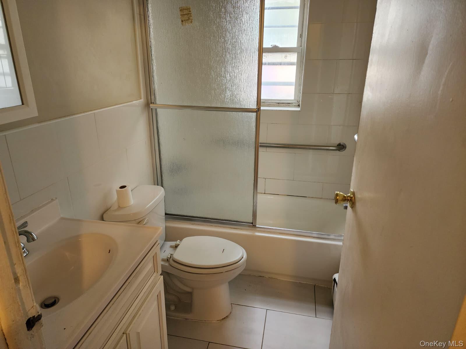38-15 100th Street, Unit 1st floor photo 6