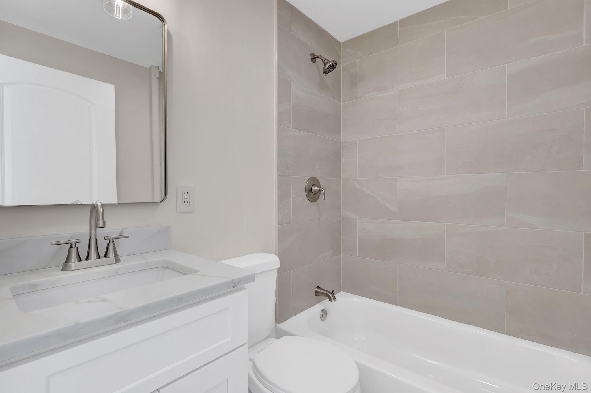 15 Stratford Avenue – For Sale photo 15