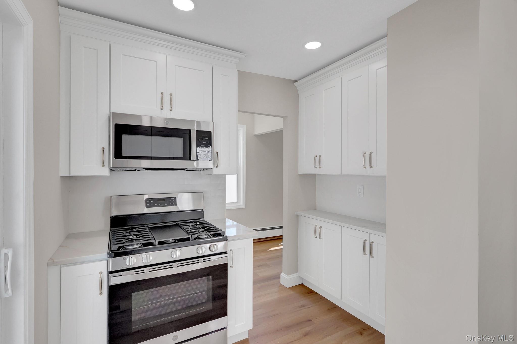 15 Stratford Avenue – For Sale photo 11