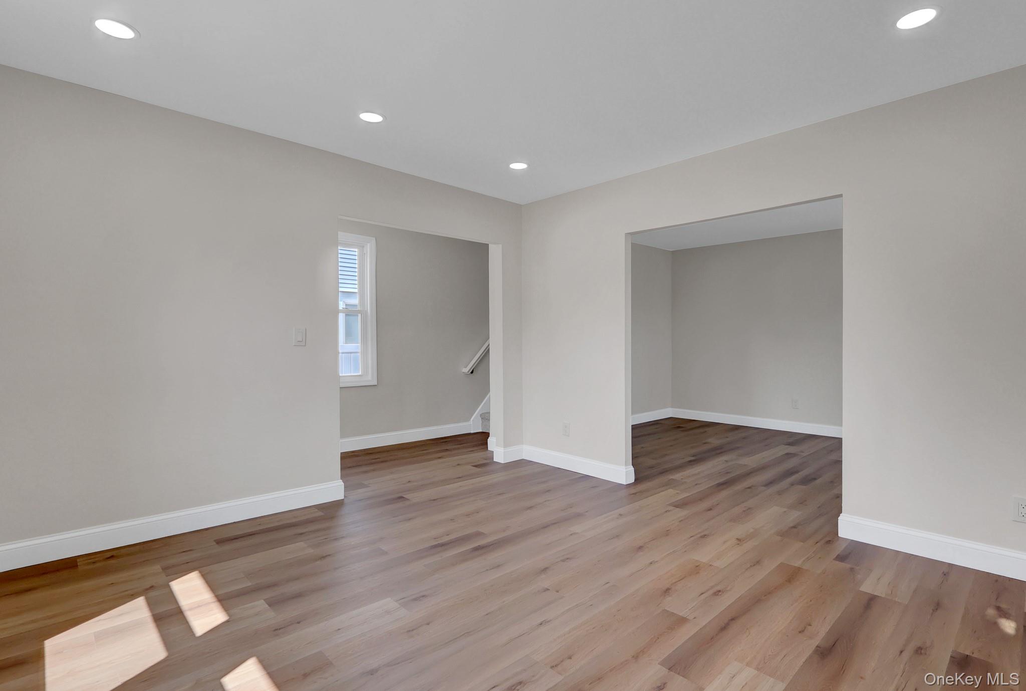 15 Stratford Avenue – For Sale photo 5