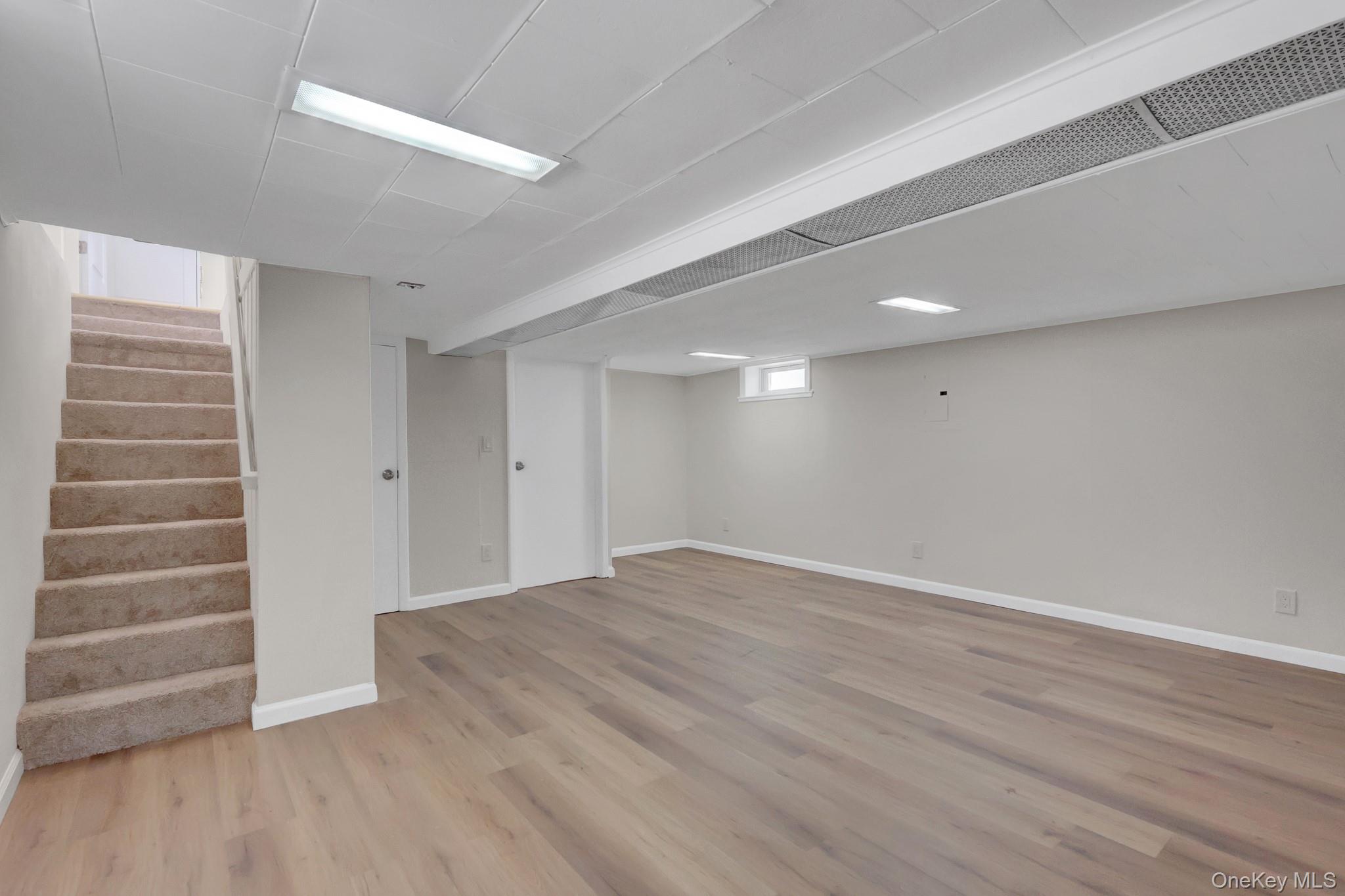 15 Stratford Avenue – For Sale photo 22