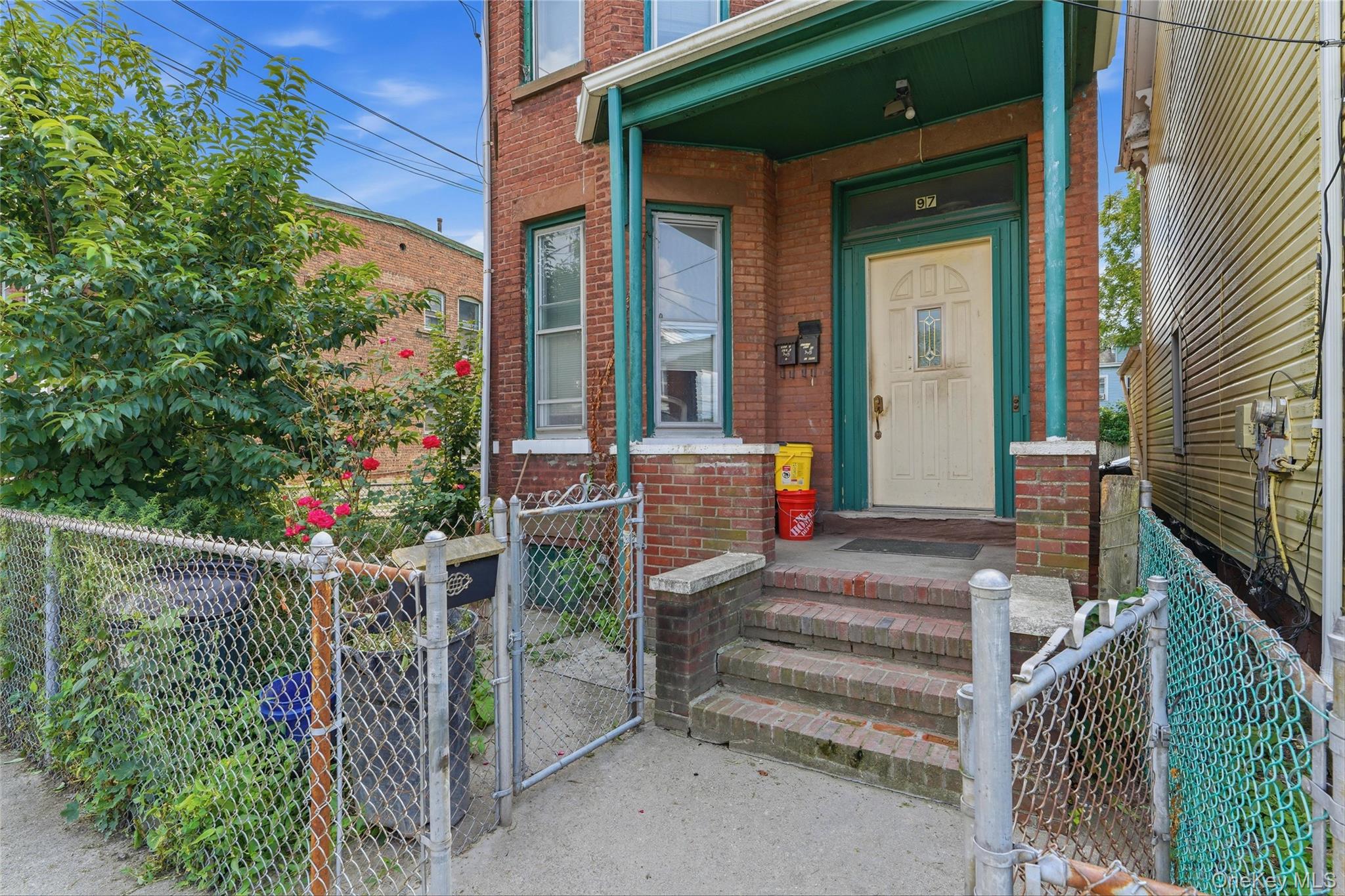 97 Courtney Avenue – For Sale photo 4