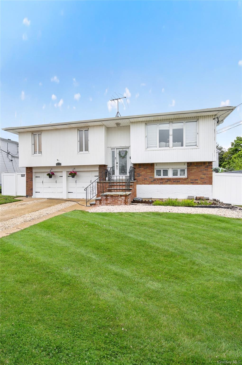 103 Motor Avenue – For Sale photo 5