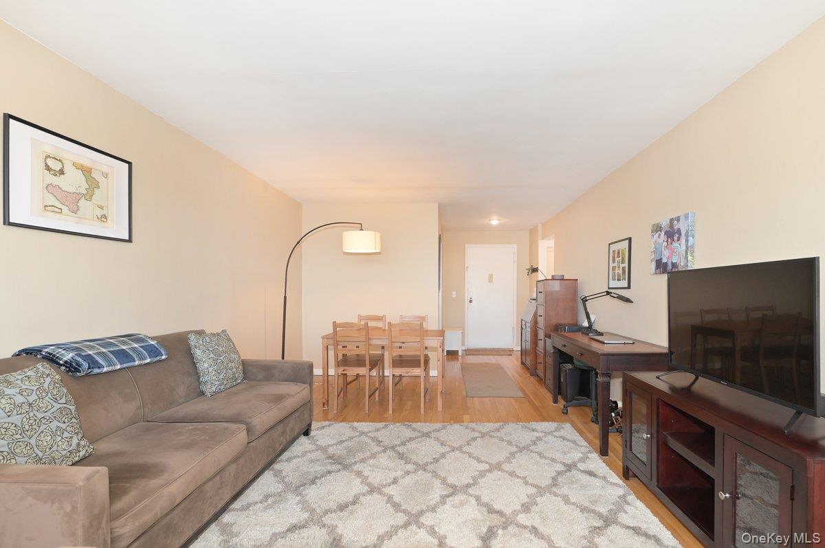 2 Birchwood Court, Unit #5H photo 3