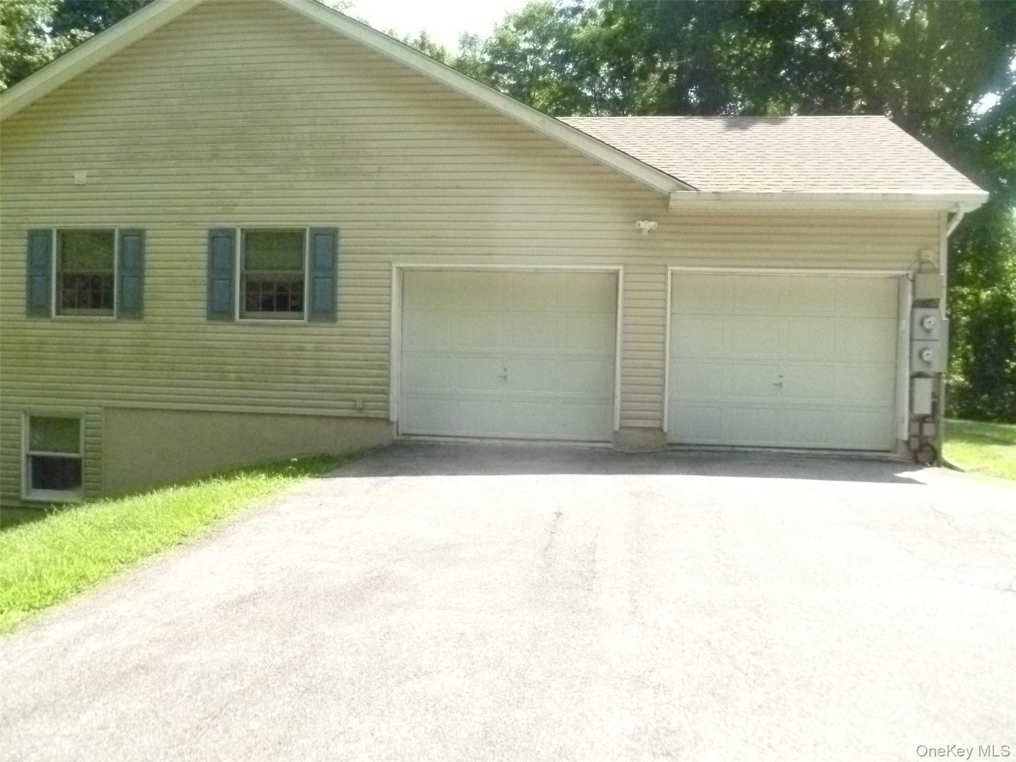 2 Frozen Ridge Road – For Sale photo 3