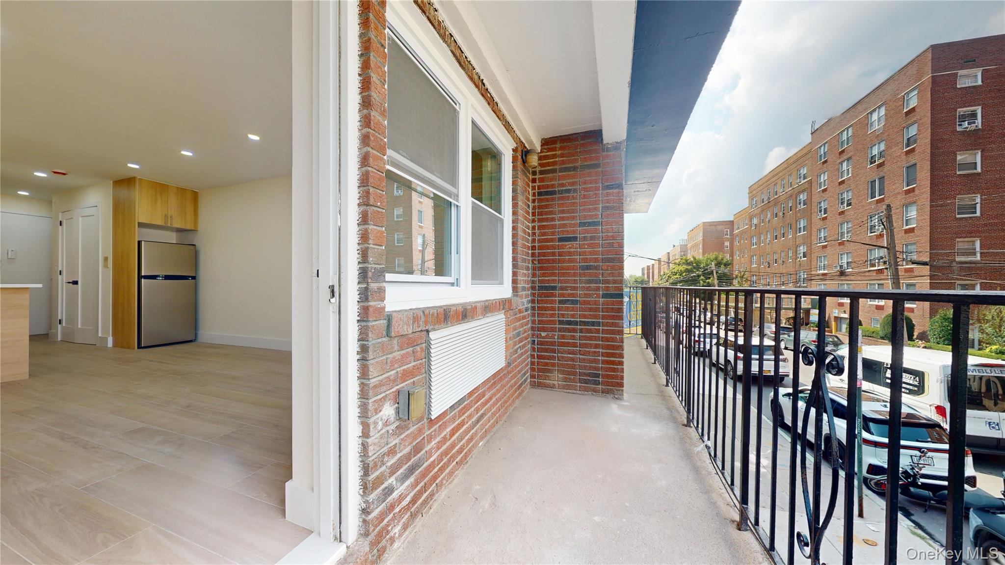 63-52 Saunders Street, Unit 2B photo 16