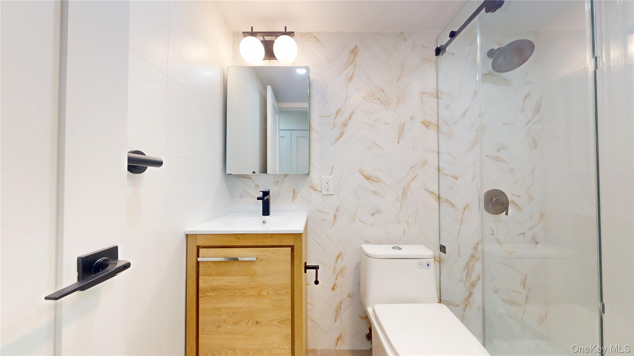 63-52 Saunders Street, Unit 2B photo 14