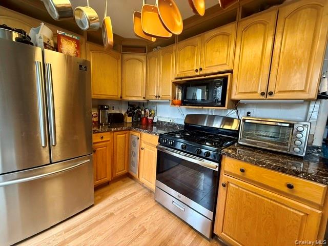 30 W 11th Road – For Sale photo 4