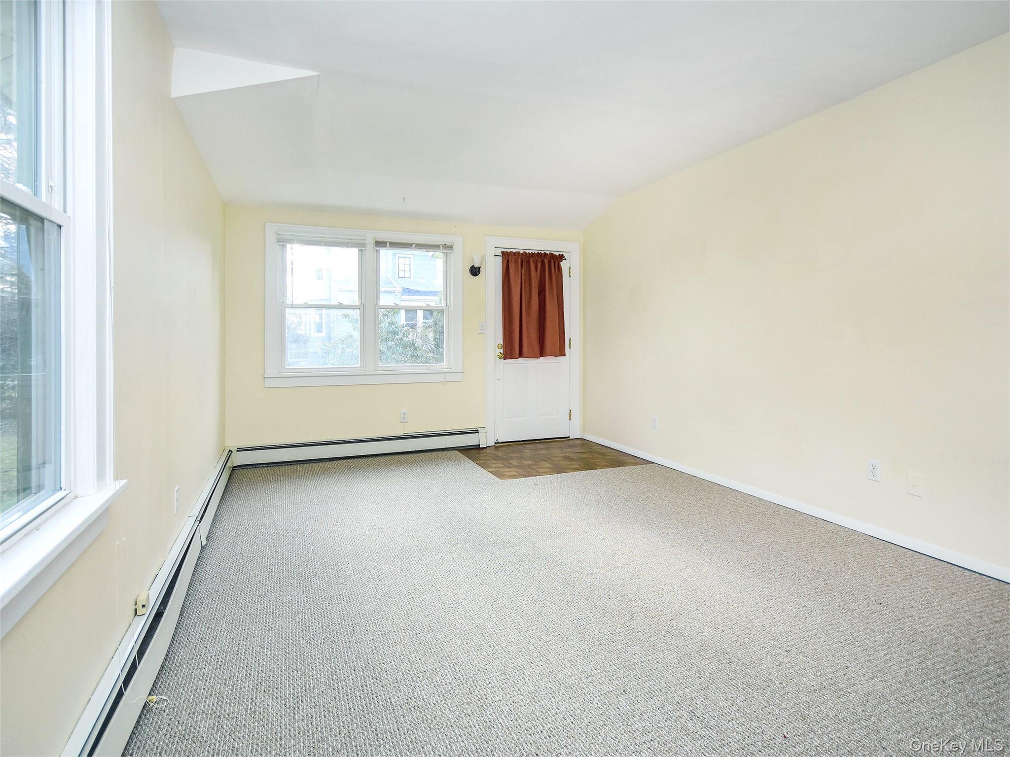 67 Glenlawn Avenue, Unit Cottage photo 4
