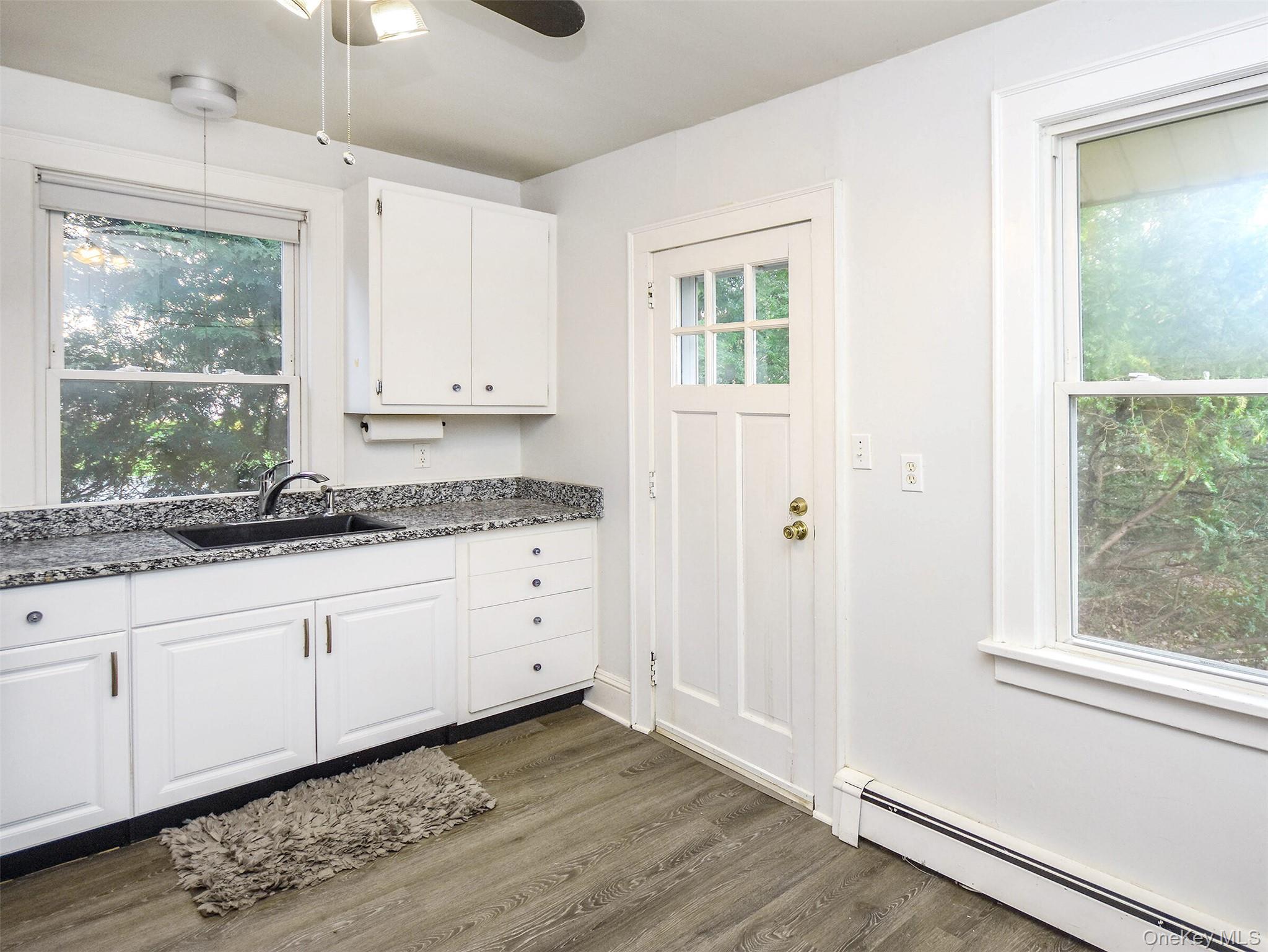 67 Glenlawn Avenue, Unit Cottage photo 19