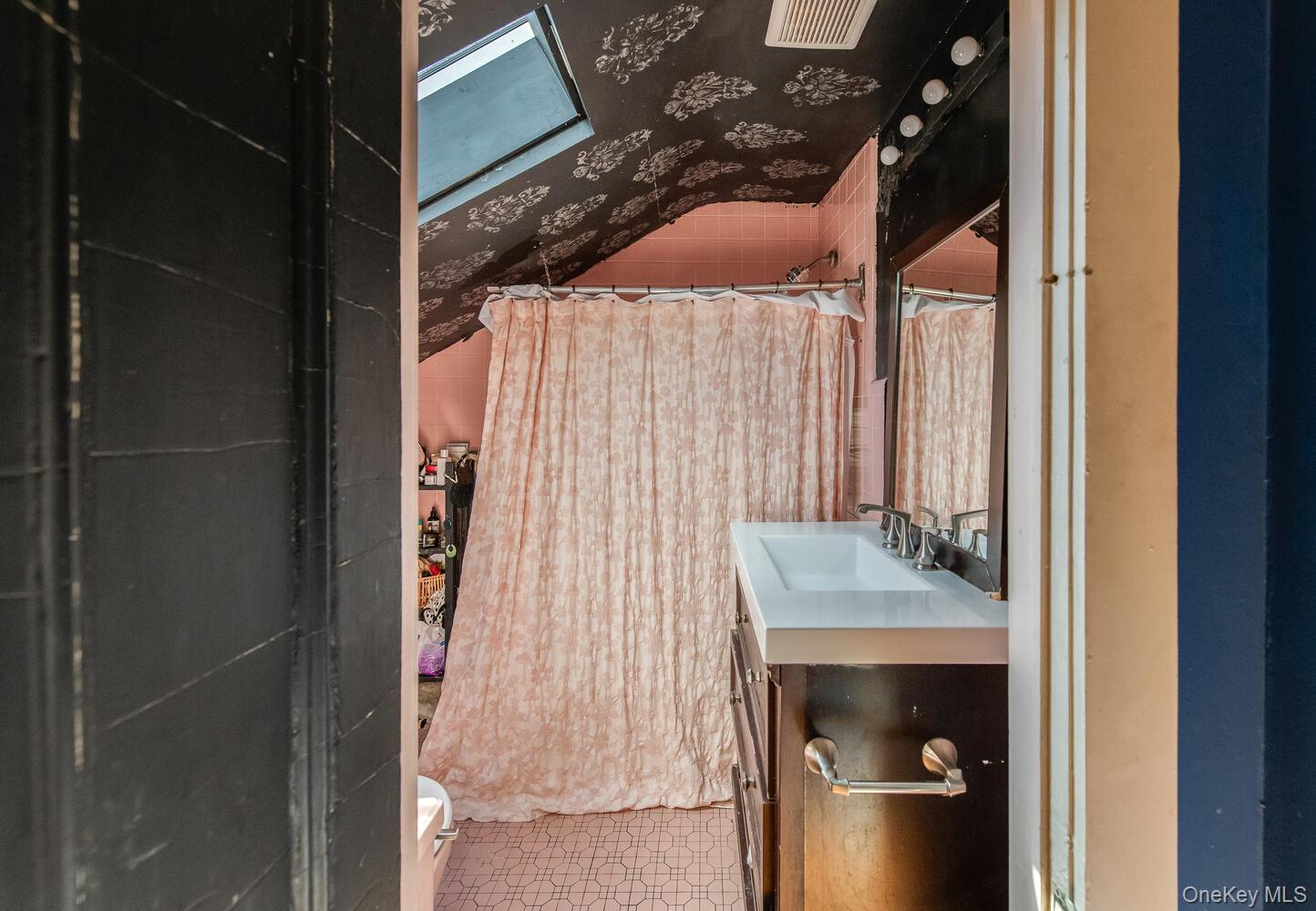 88 S Hamilton Street – For Rent photo 26
