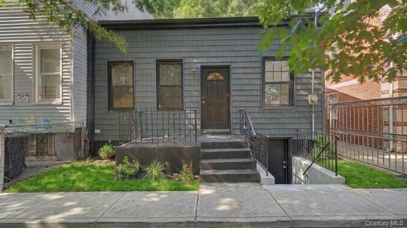 51 Hill Street – For Sale