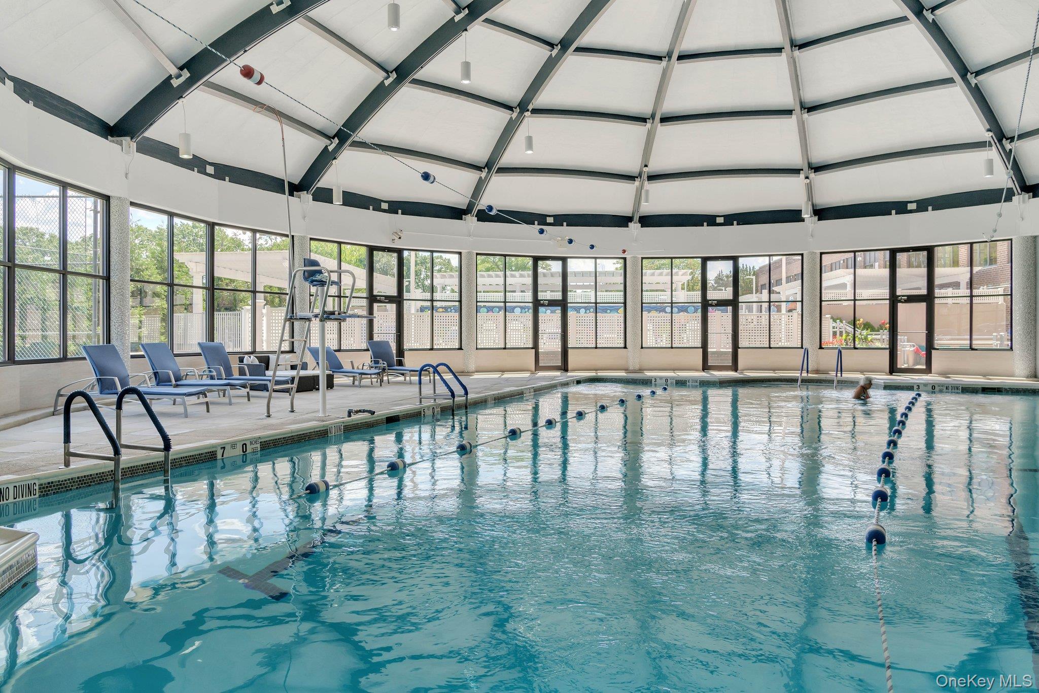27010 Grand Central Parkway, Unit 20T photo 16