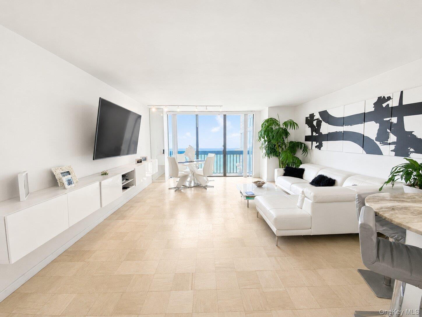 27010 Grand Central Parkway, Unit 20T photo 5