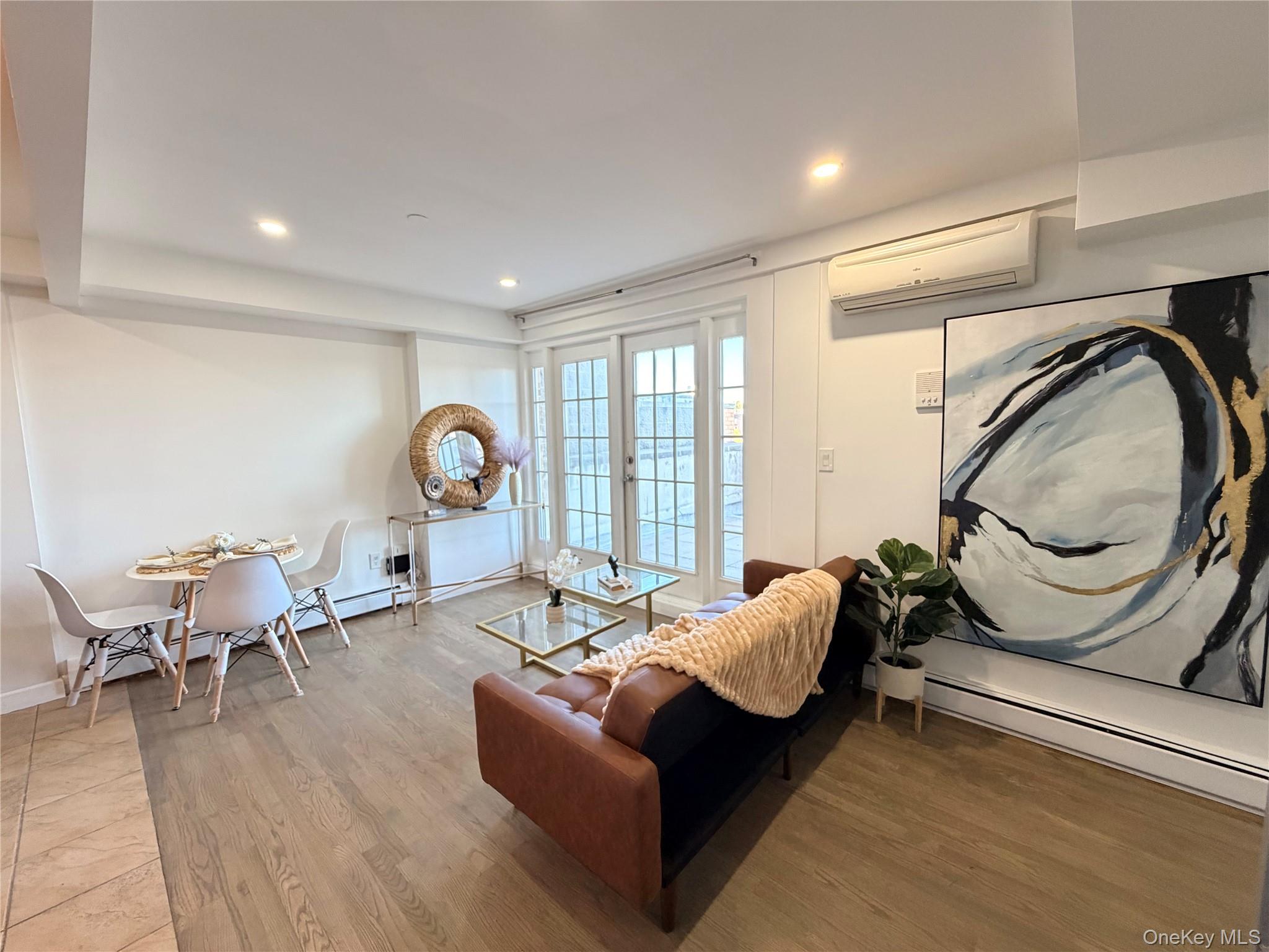 43-18 Robinson Street, Unit 7C photo 2