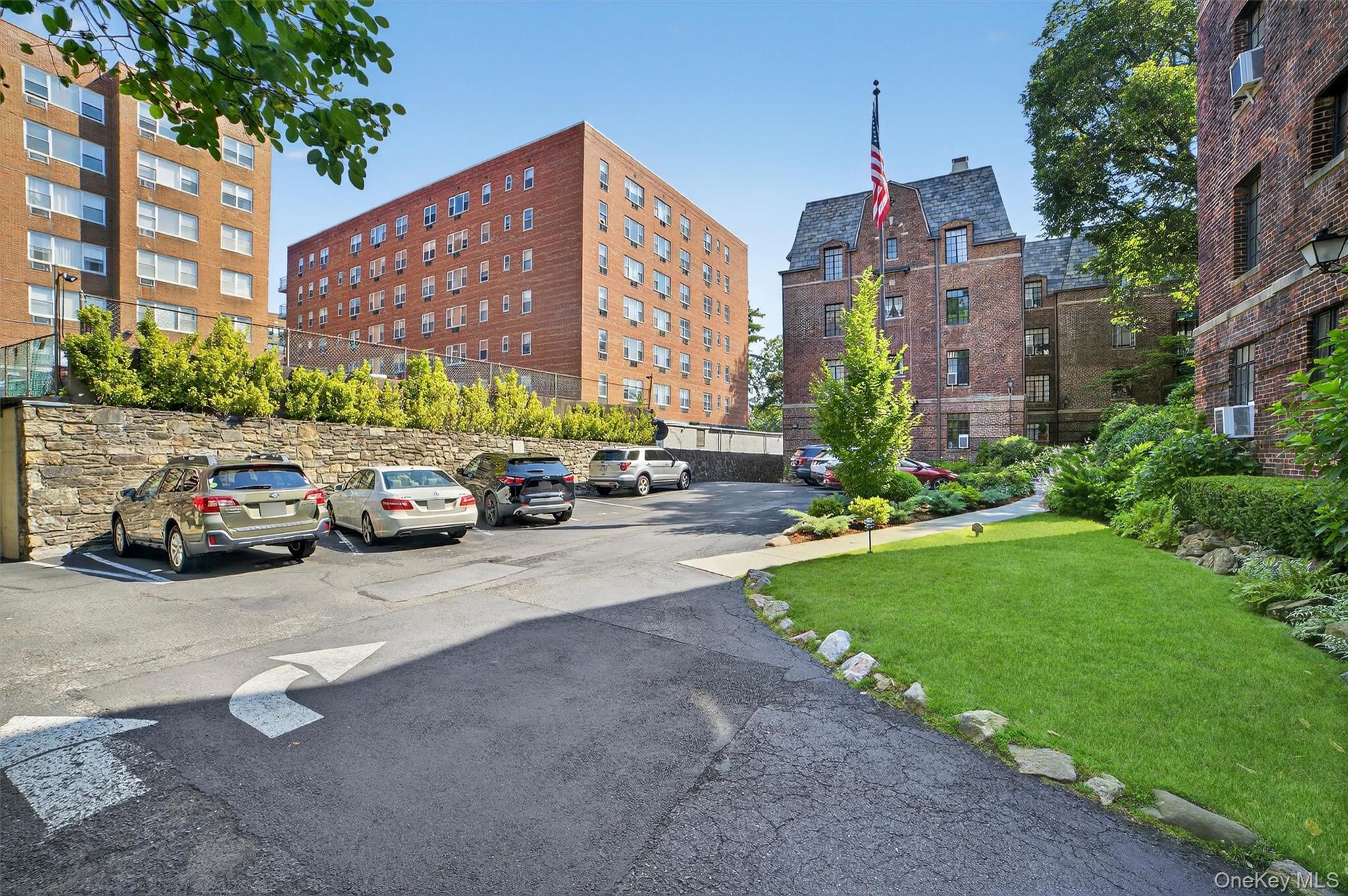 20 N Broadway, Unit A304 photo 31