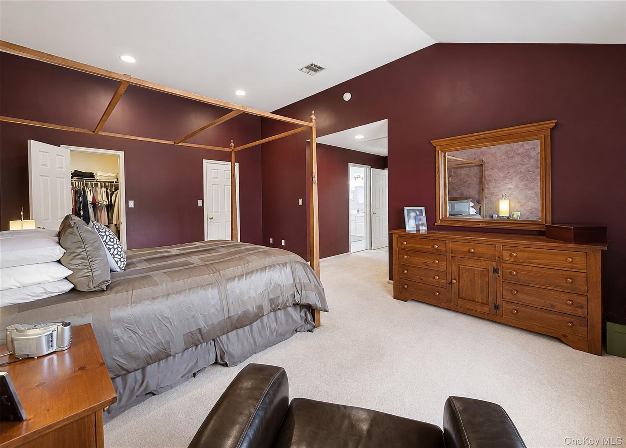 23 E Greentree Drive – For Sale photo 16