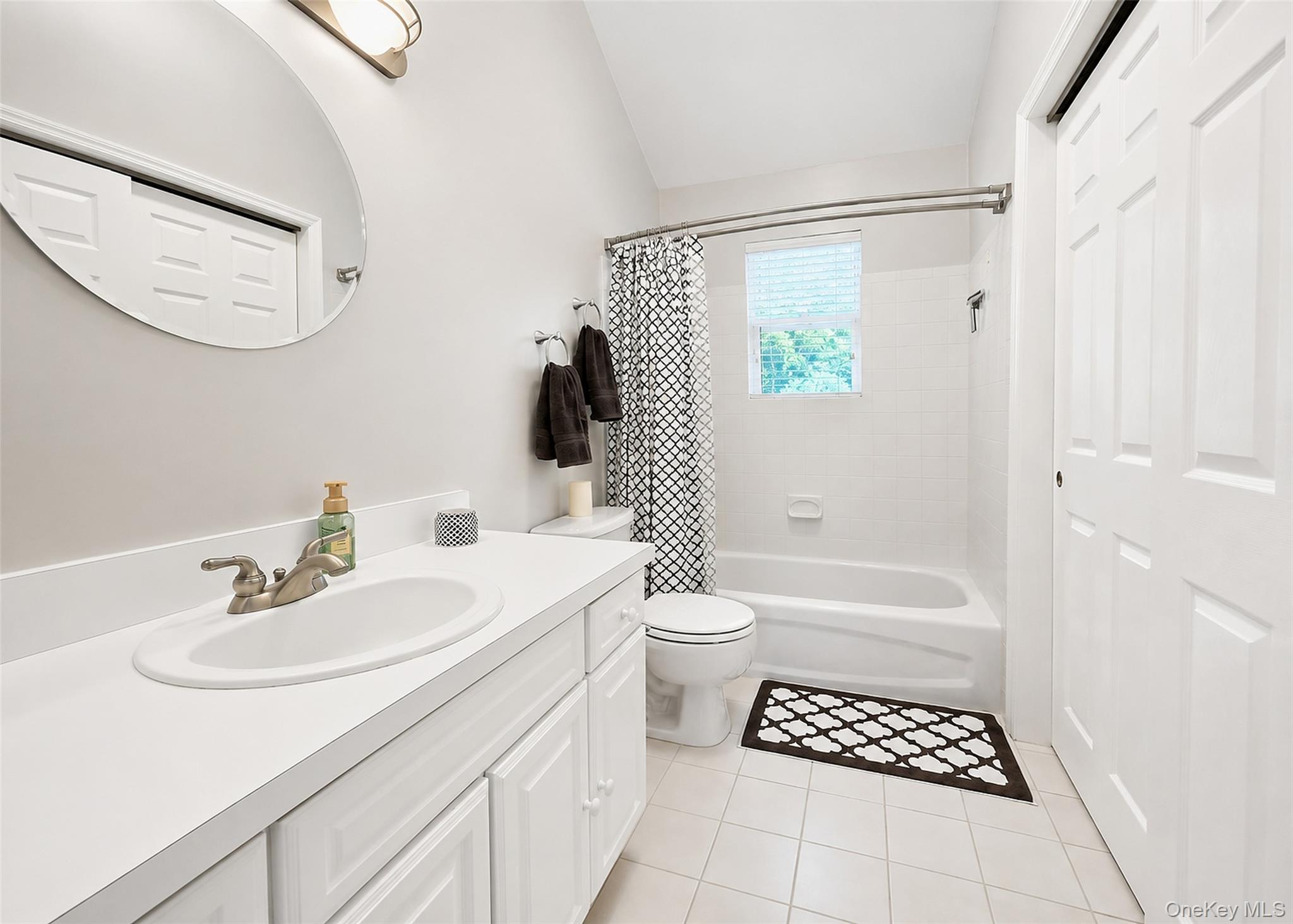 23 E Greentree Drive – For Sale photo 21