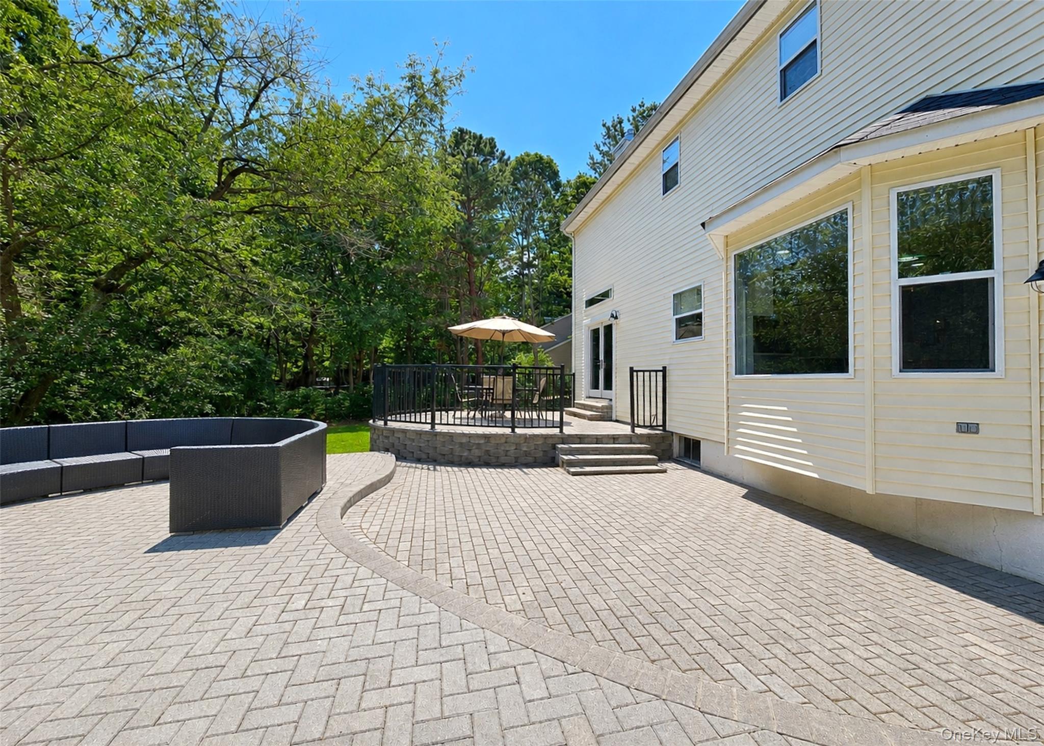 23 E Greentree Drive – For Sale photo 26