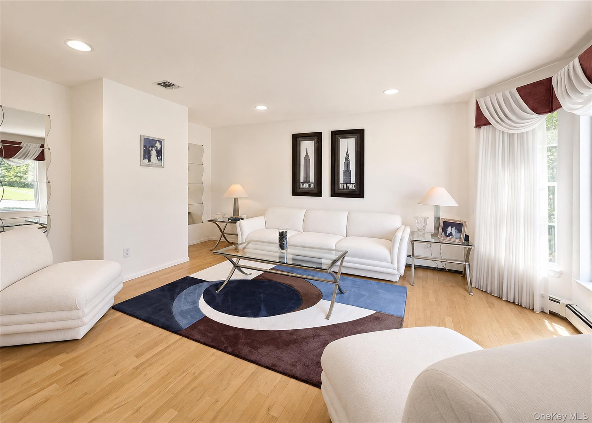 23 E Greentree Drive – For Sale photo 4