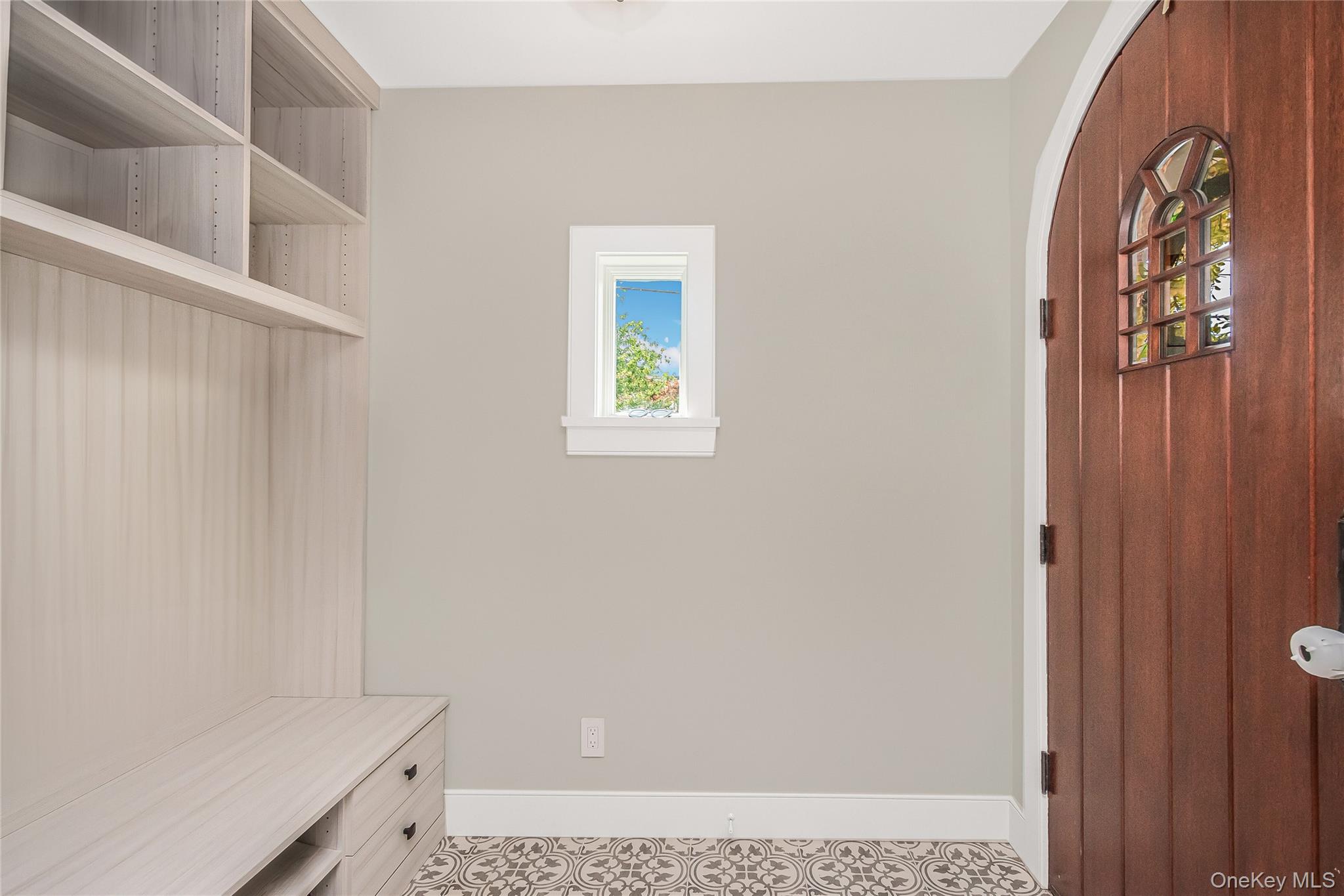 277 Devoe Avenue – For Sale photo 5
